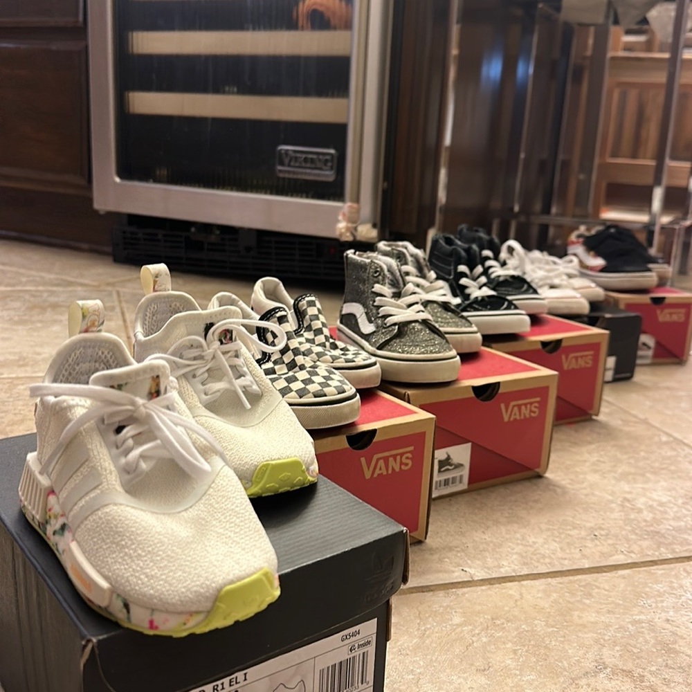 Toddler Sneaker Bundle 7c